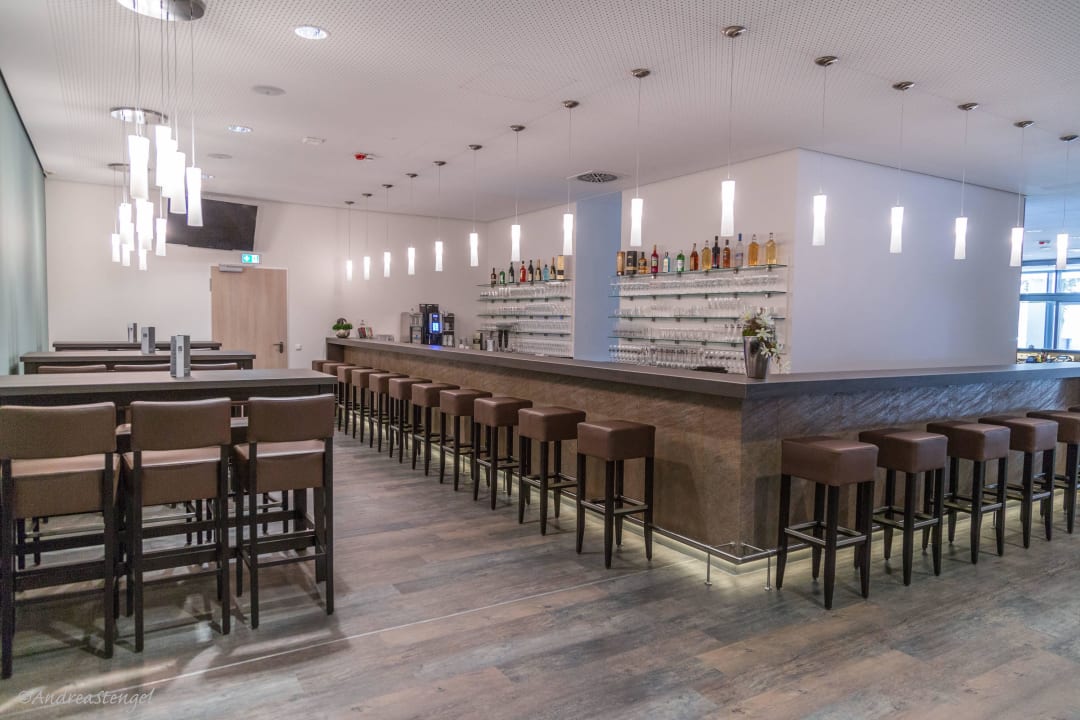 Bar B&F Hotel am Neumarkt