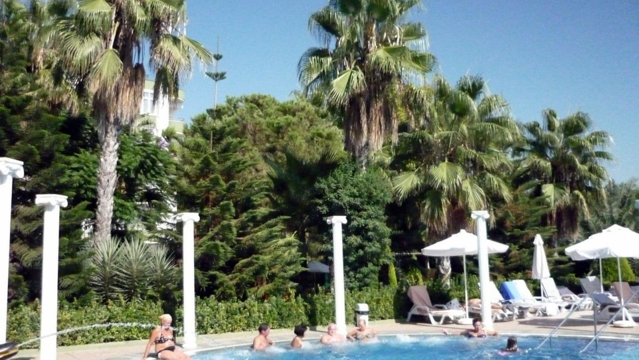 Ruhepool mit "Blubber" Botanik Hotel & Resort