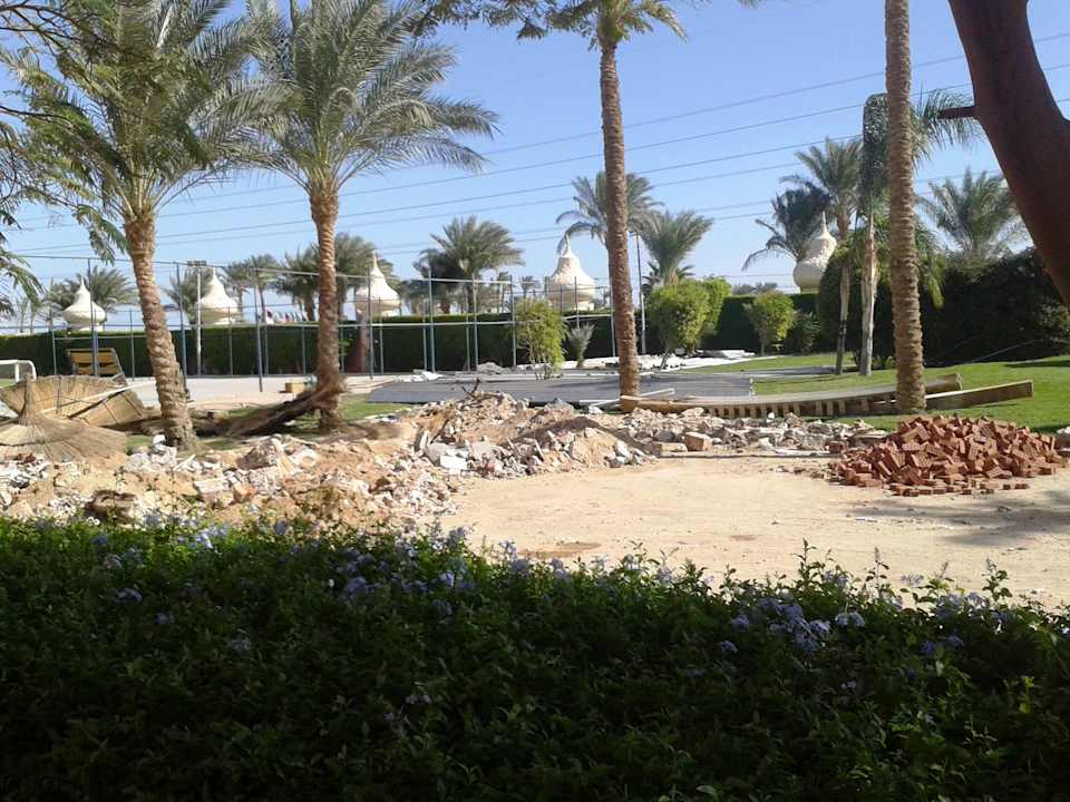 Baustellen egal wo man war Pickalbatros Alf Leila Wa Leila Resort - Neverland Hurghada