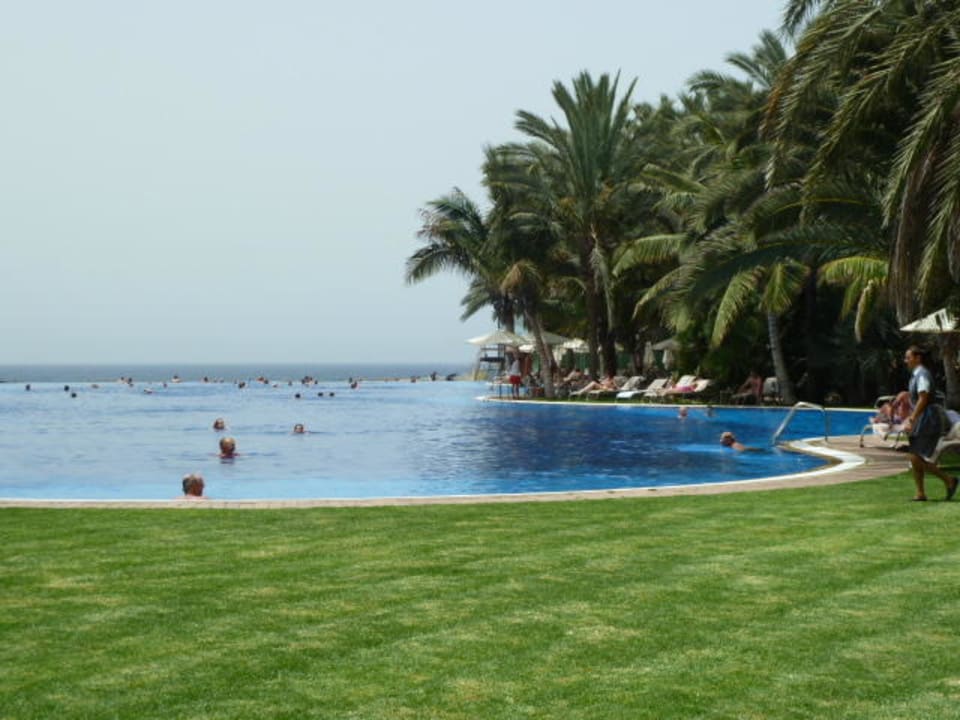 Großer Pool Lopesan Costa Meloneras, Resort & Spa
