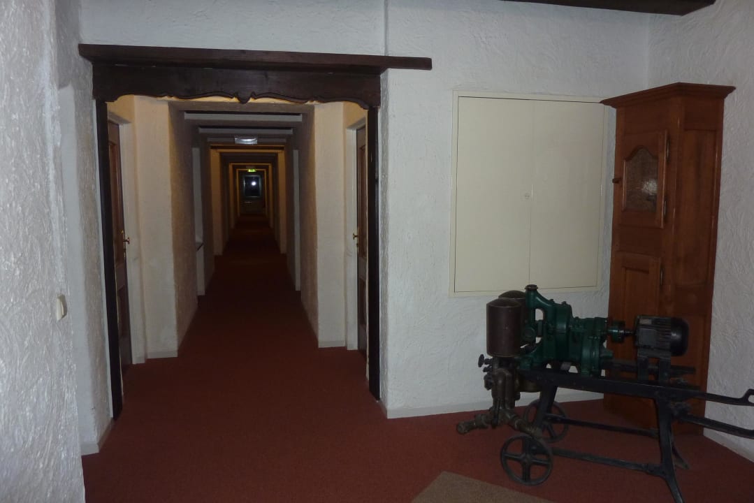 Flur zum Zimmer CONTEL Hotel Koblenz