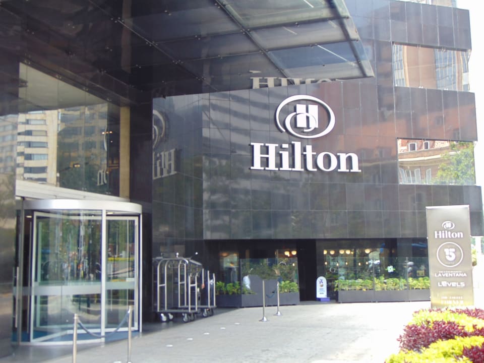 Lobby Hotel Hilton Bogota