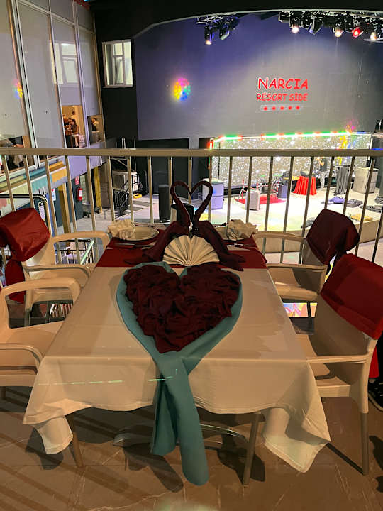 Gastro Narcia Resort Side