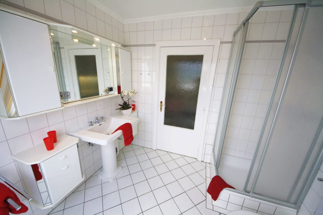 Bad App.49 Appartmenthaus Lornsenhof