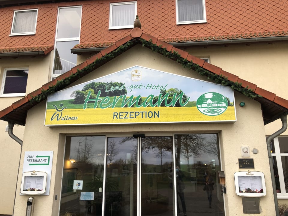 Außenansicht Land-gut-Hotel Hermann