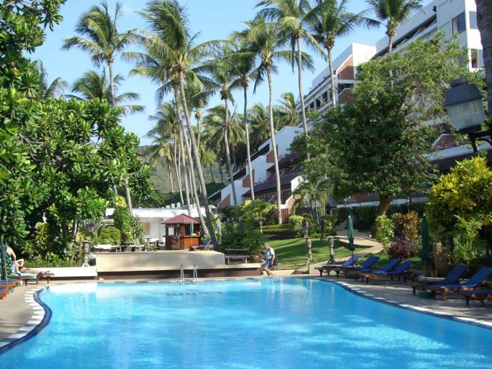 Schwimmingpool Best Western Phuket Ocean Resort