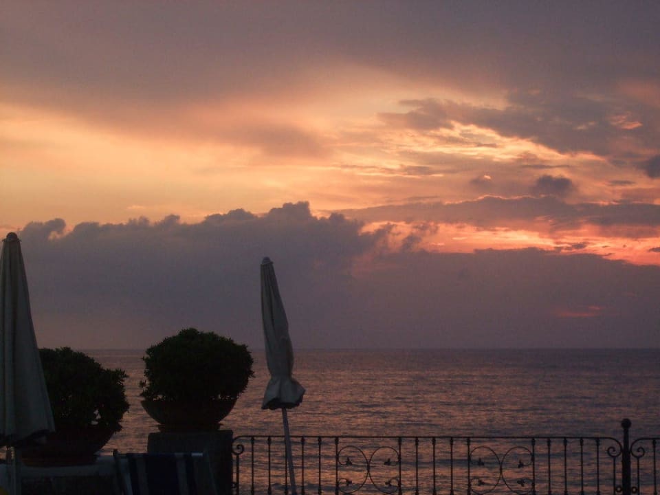 Sonnenuntergang Hotel Tritone Terme & Spa