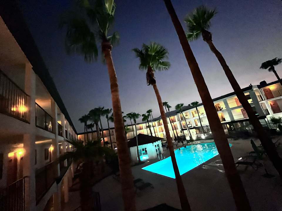 Pool Miracle mineral water pool and spa