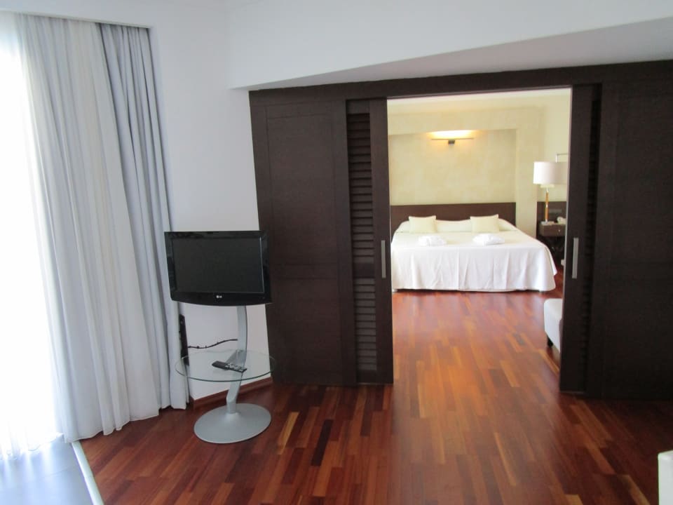 Zimmer Elysium Resort & Spa Hotel