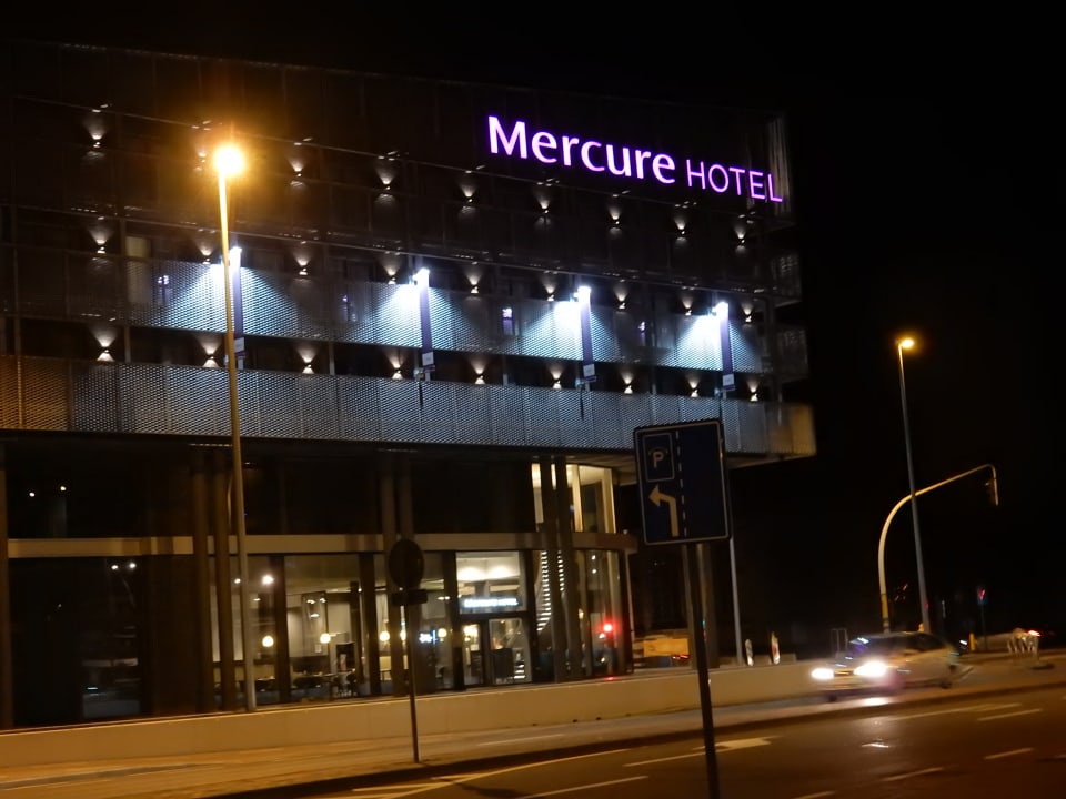 Außenansicht Hotel Mercure Blankenberge Station