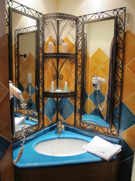 Badezimmer Villa Royale Montsouris