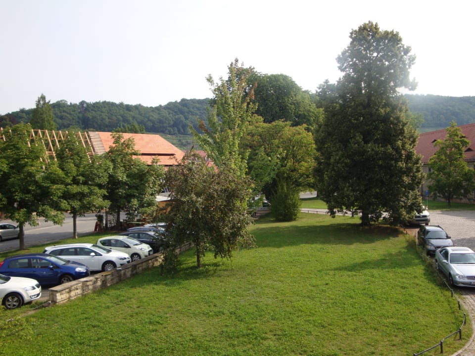 Blick auf die "Weinberge" Schloss Hotel Dresden-Pillnitz