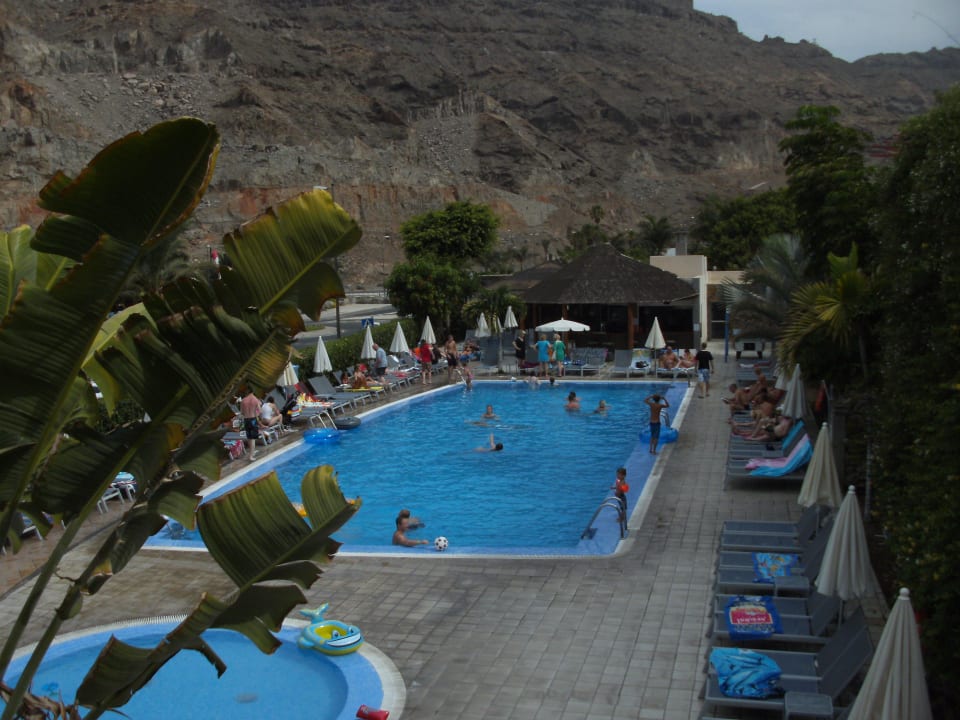 Pool LIVVO Costa Taurito