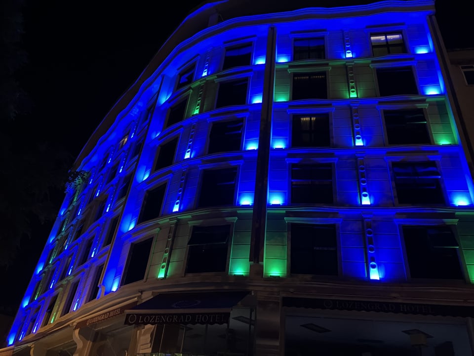 Außenansicht Lozengrad Hotel