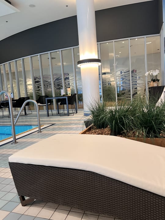 Pool Hilton Munich Airport