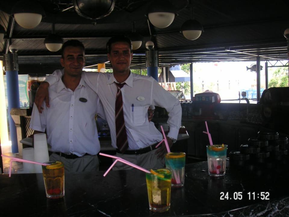 Poolbar Sunrise Resort Hotel