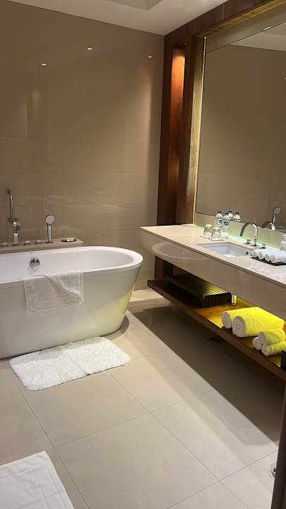 Zimmer JW Marriott Marquis Hotel Dubai