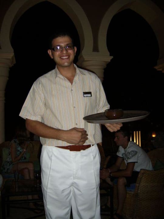 Einer der Poolbarkellner Grand Makadi