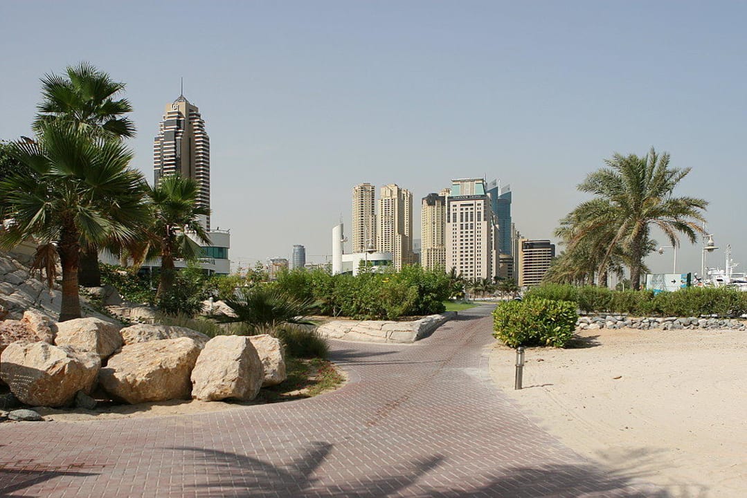 Hotelgelände Le Meridien Mina Seyahi Beach Resort & Waterpark