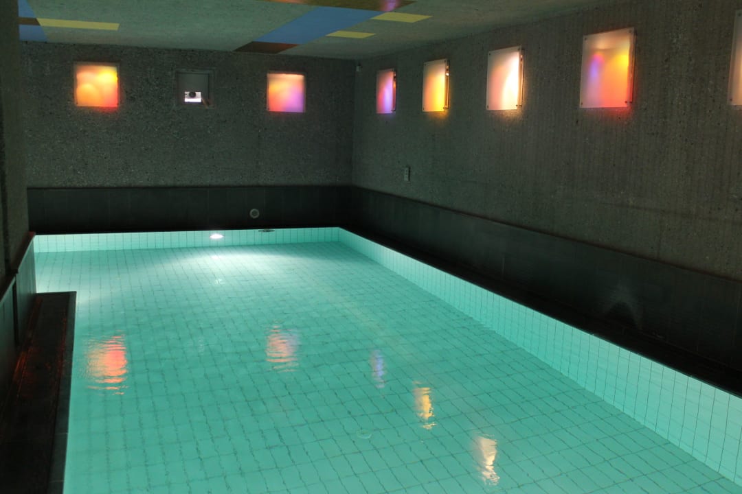 Innenpool Hotel Andy
