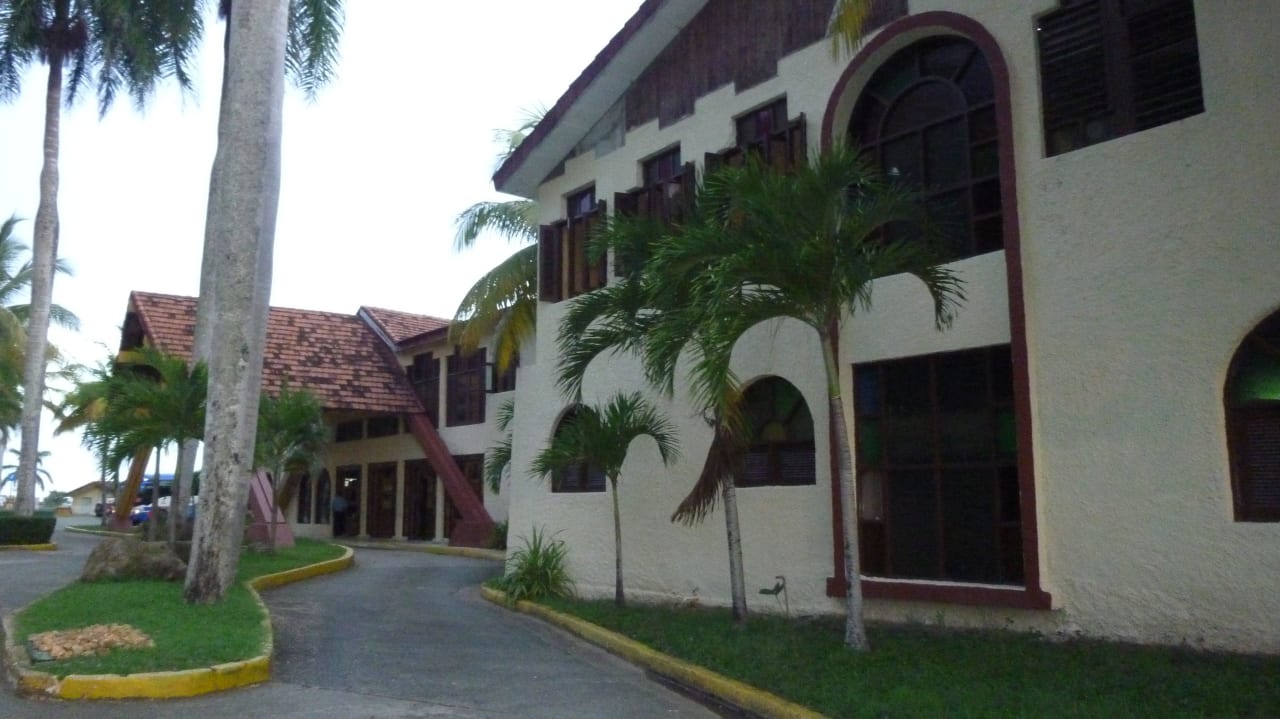 Zufahrt Hotel Porto Santo