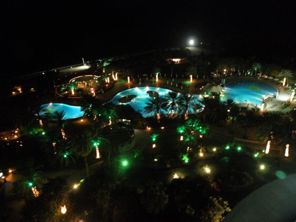 Poollandschaft  Hotel Le Meridien Al Aqah Beach Resort