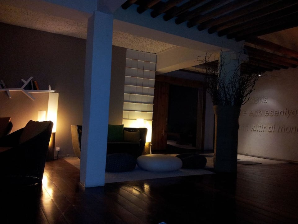 Lobby bei Nacht Veranda Pointe aux Biches Hotel