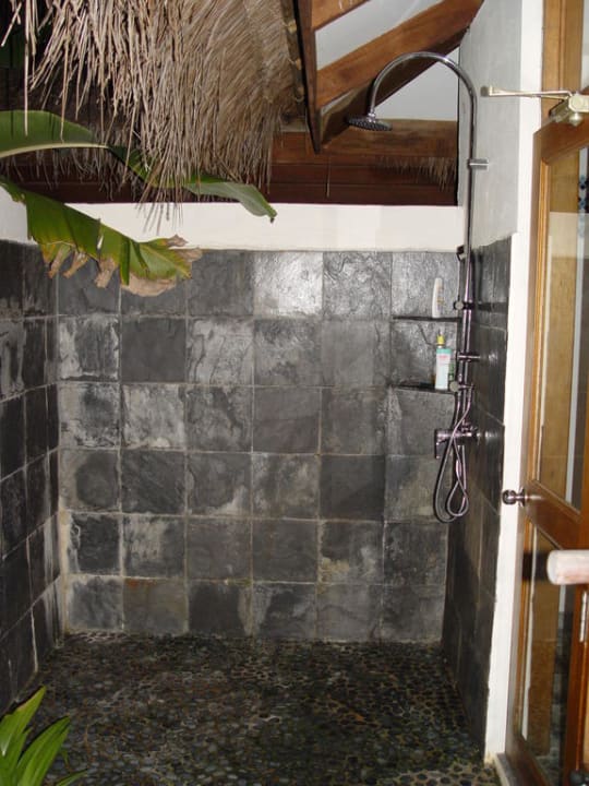 Aussendusche Kuramathi Maldives