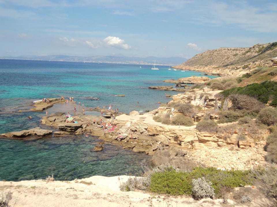 Blick auf den Felsenstrand Hotel Best Delta
