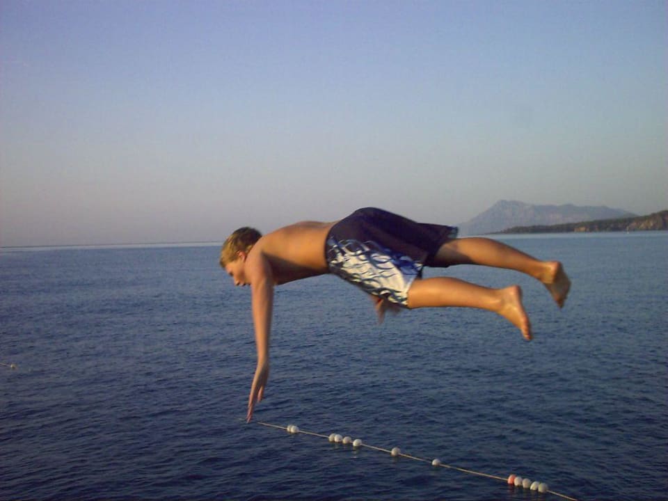 Fliegendes Kind Miarosa Kemer Beach