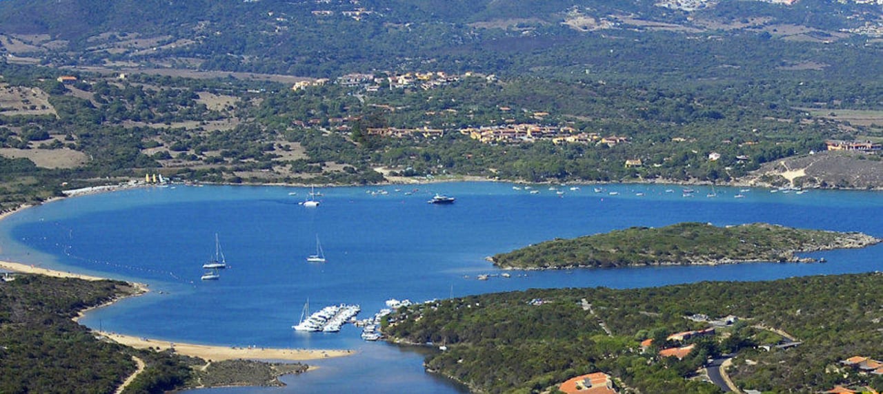 Residence 150 mt dal mare Residence Blue Corner Porto Pollo