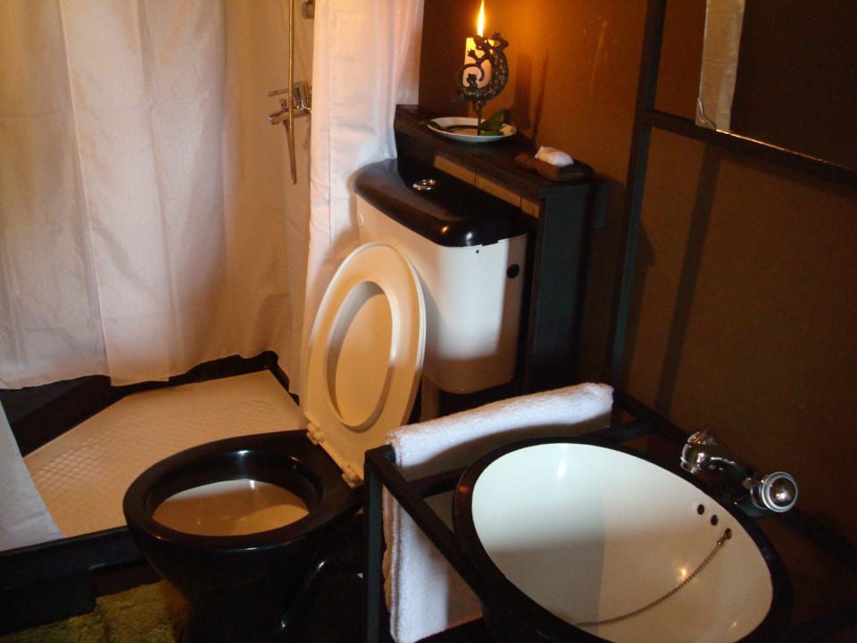 Attached Bathroom Mahoora Tented Safari Camp - Wilpattu