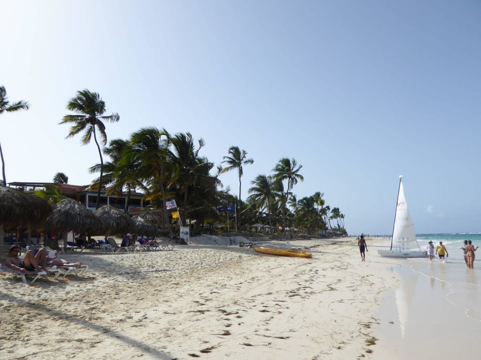 Nach links Punta Cana Princess All Suites Resort & Spa