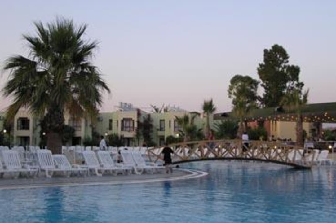 neuer Hauptpool VONRESORT Golden Beach