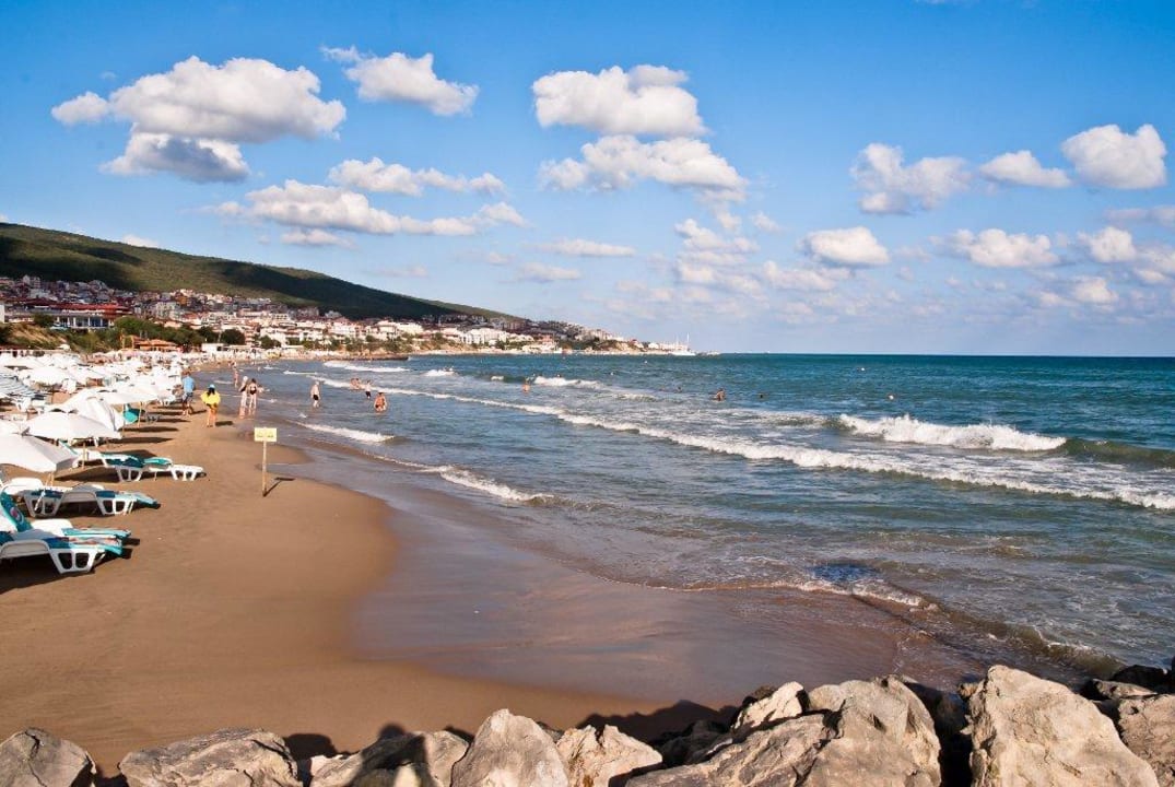 Pláž Hotel Sineva Beach