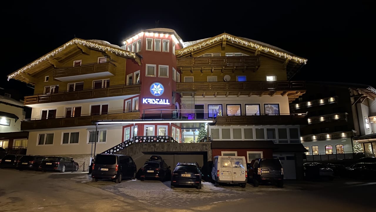 Außenansicht Hotel Kristall