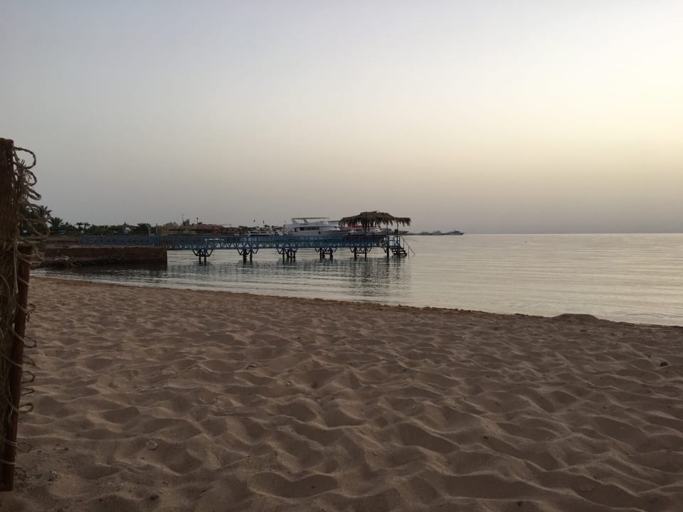 Strand Menaville Safaga