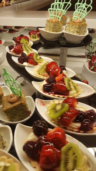 Gastro Sunmelia Beach Resort