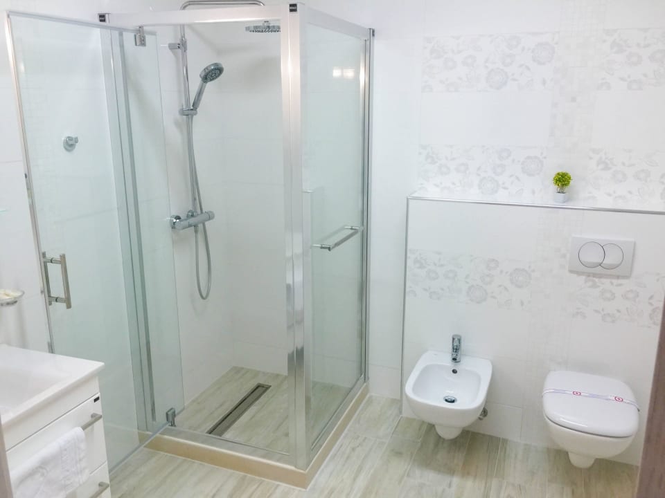 Bad Apartments Sea Fort Sutomore