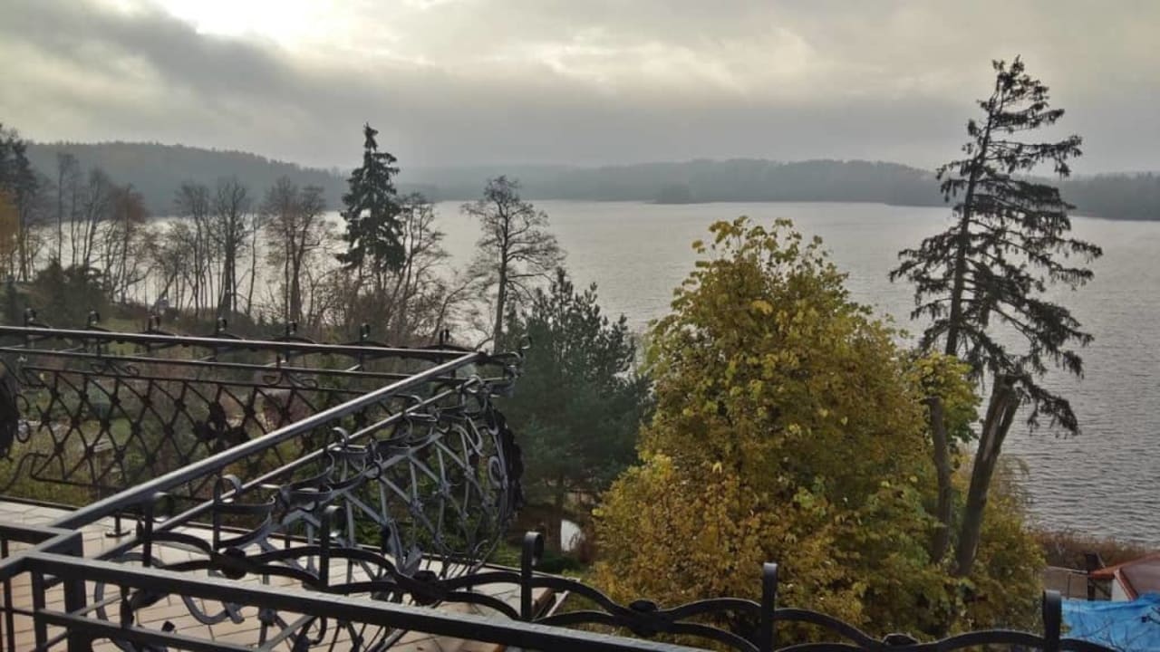 Widok z pokoju na jezioro Hotel Solar Palace Spa & Wellness