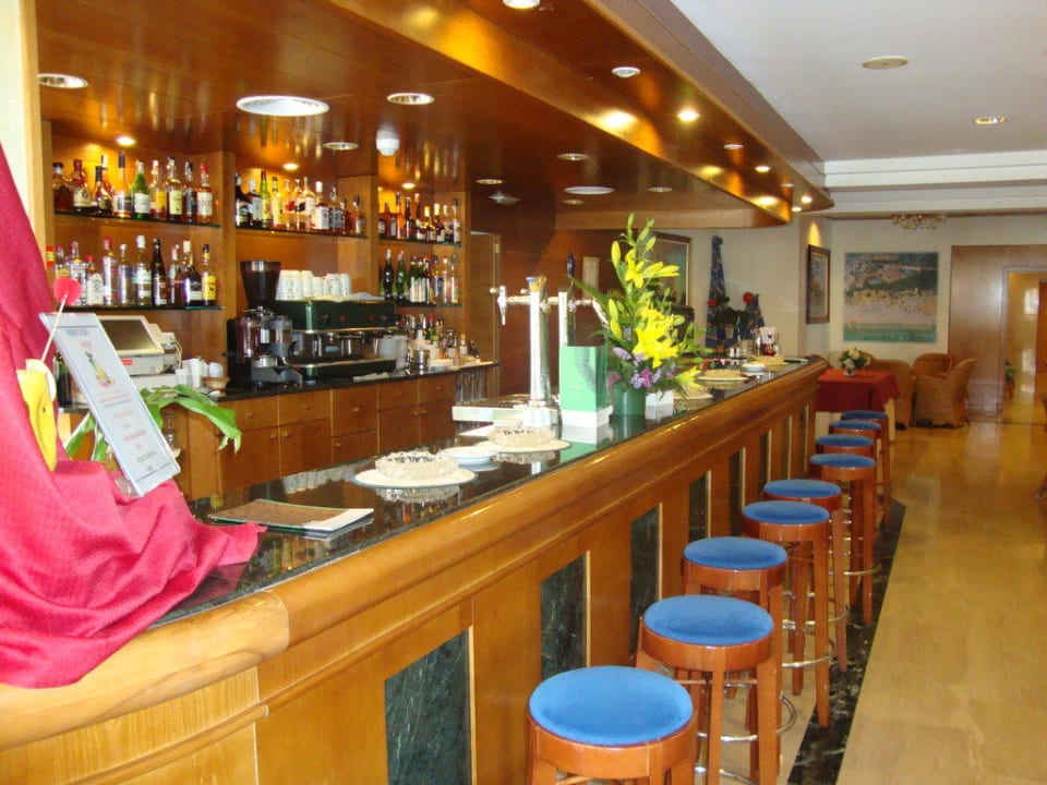 Bar Valentin Somni Hotel & Suites