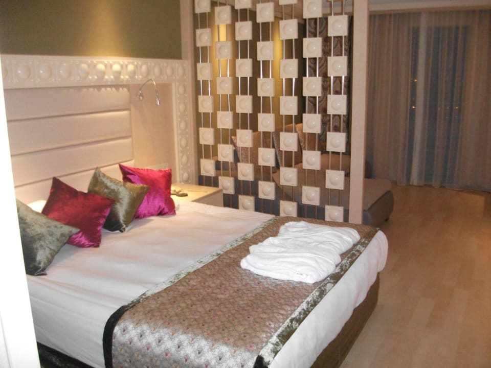 Mit Geschack VONRESORT Golden Coast