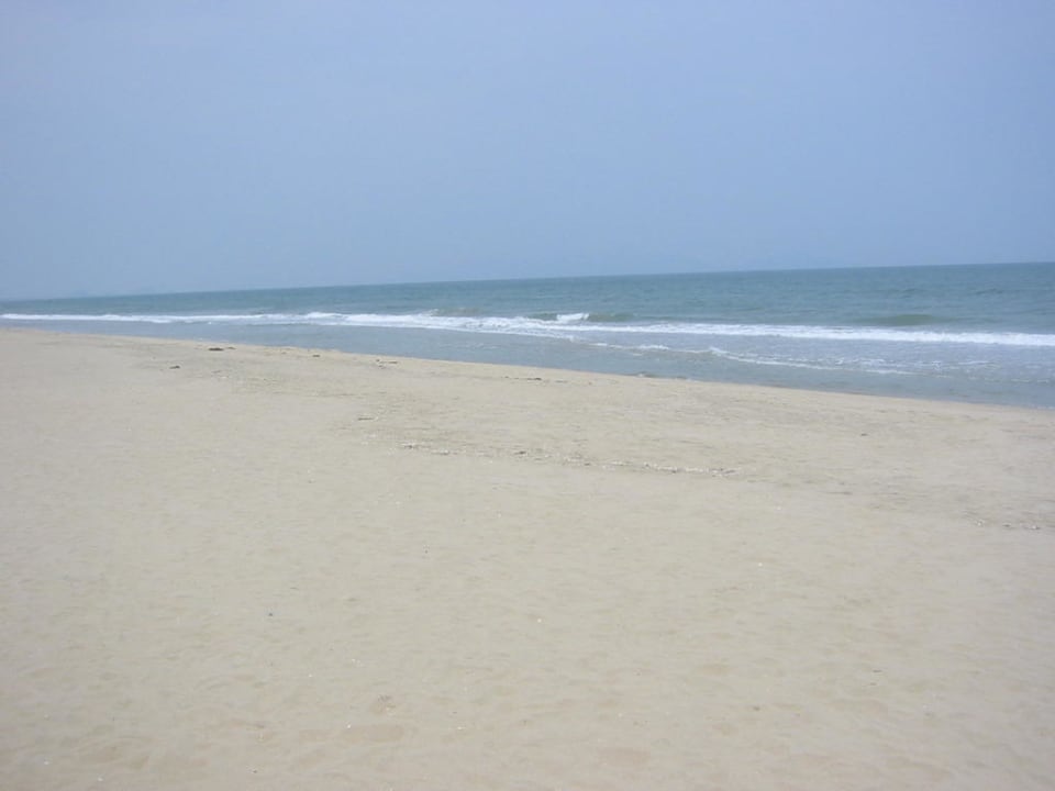 Strand vor dem Taifun Hotel Hoi An Beach Resort