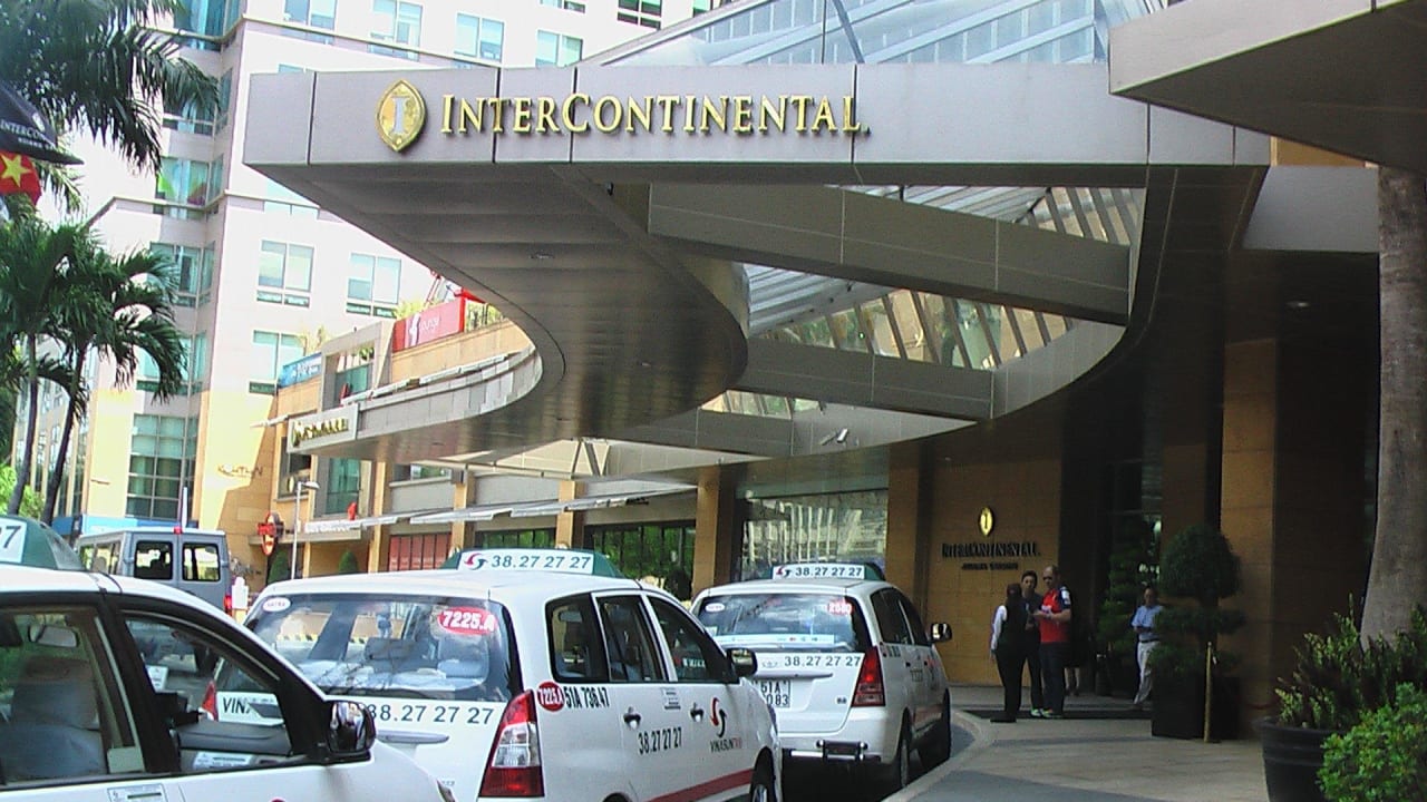 Ein - Ausfahrt Hotel Intercontinental Asiana Saigon Residences