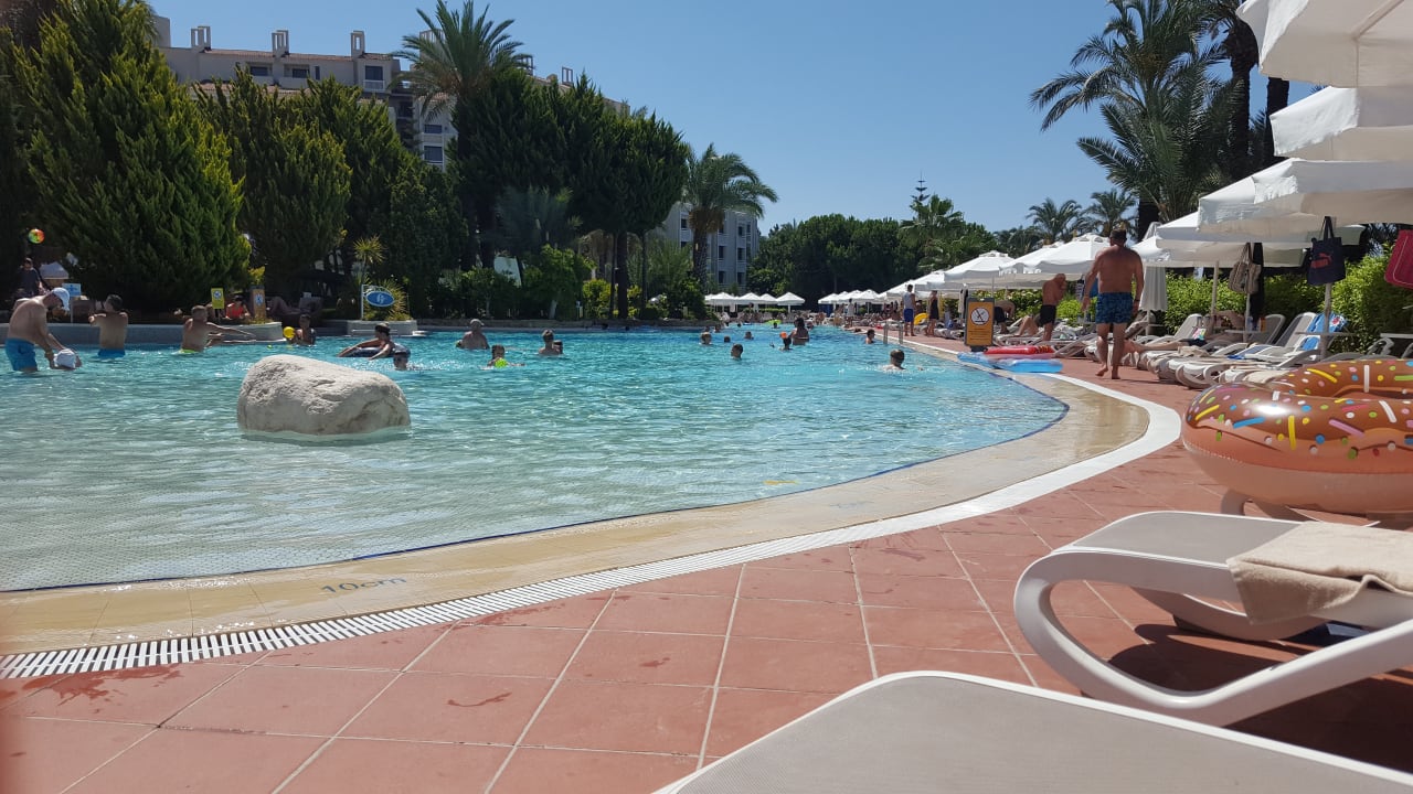 Pool PALOMA Perissia