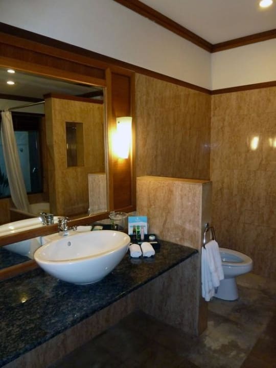 Bad Deluxe Beach Villa Kuramathi Maldives