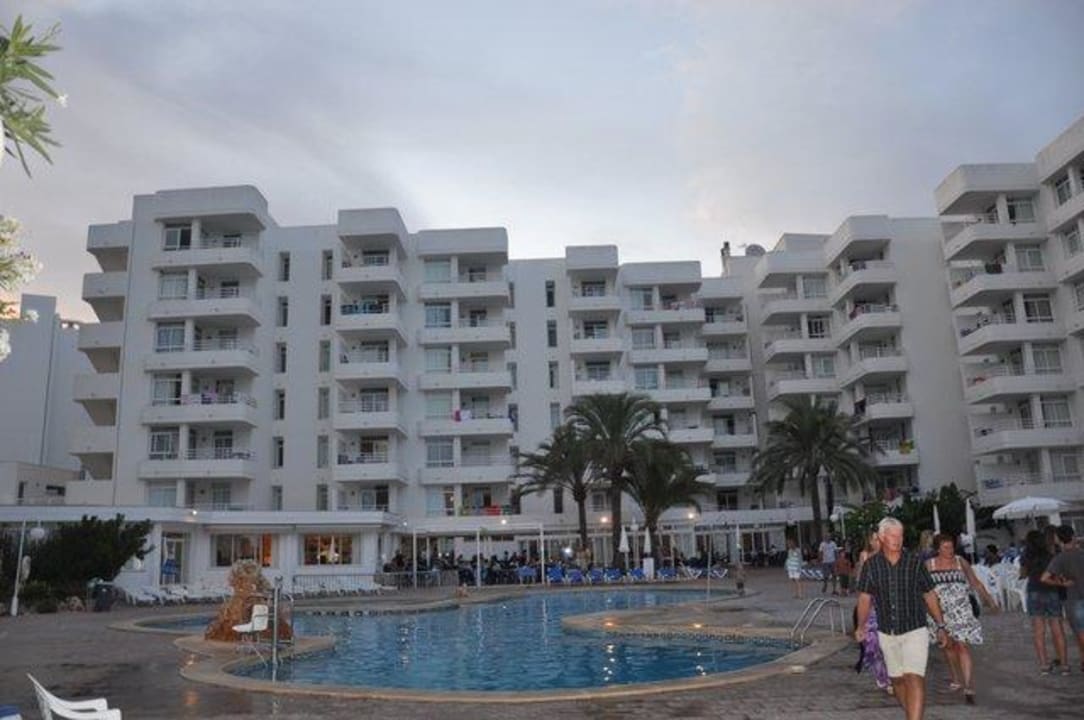 Hotel i basen Hotel Palia Sa Coma Playa