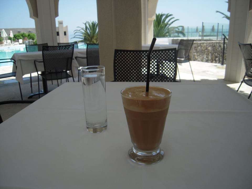 Sehr gutes Kaffeefrappe MarBella, Mar-Bella Collection