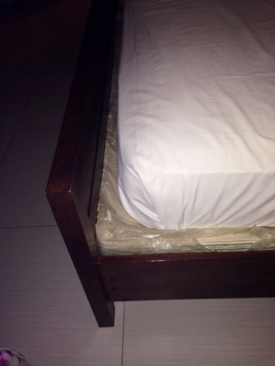 So ein Bett geht gar nicht... Hotel Eva