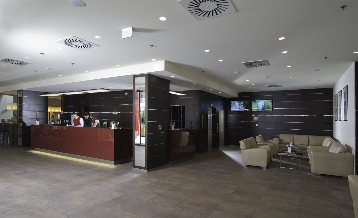 Rezeption/Lobby Hotel Stadt Kufstein Hotel Stadt Kufstein